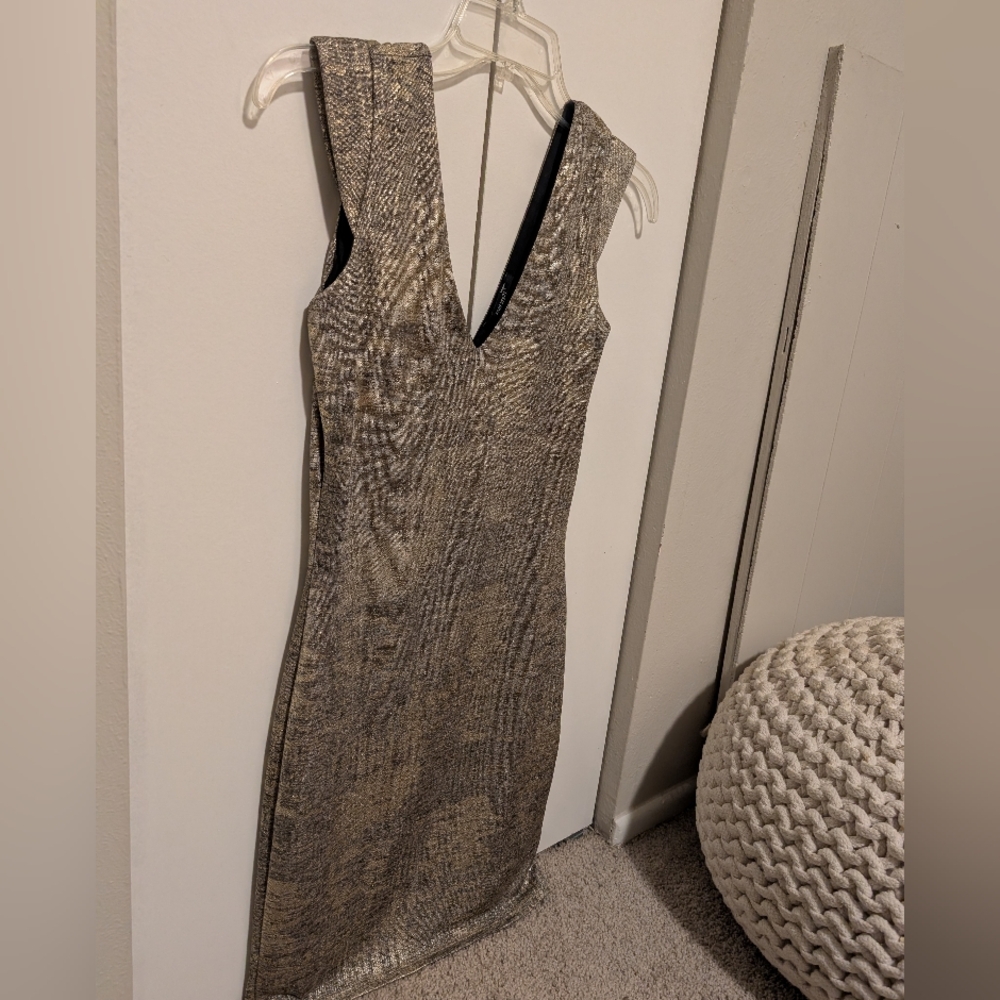 Forever 21 Gold Metallic V-Neck Midi Dress